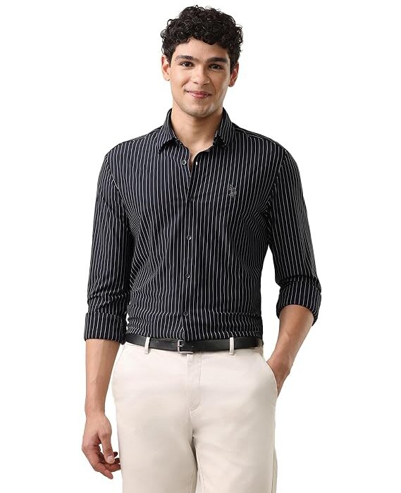 Vertical Striped Knitted Shirt